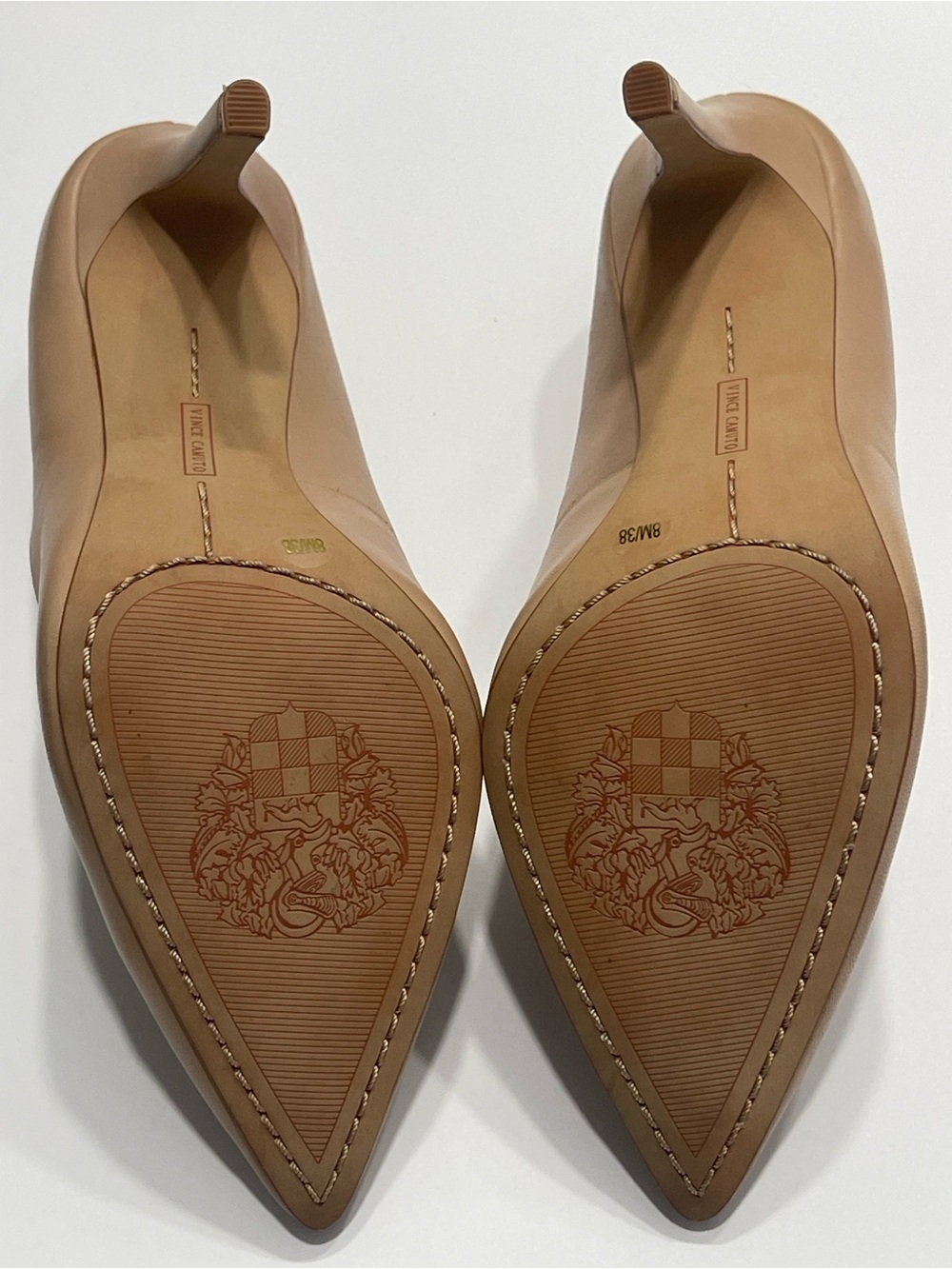 Vince Camuto Beige Pointed-Toe Leather Upper 4 inch Pumps Size 8 - Picture 8 of 13